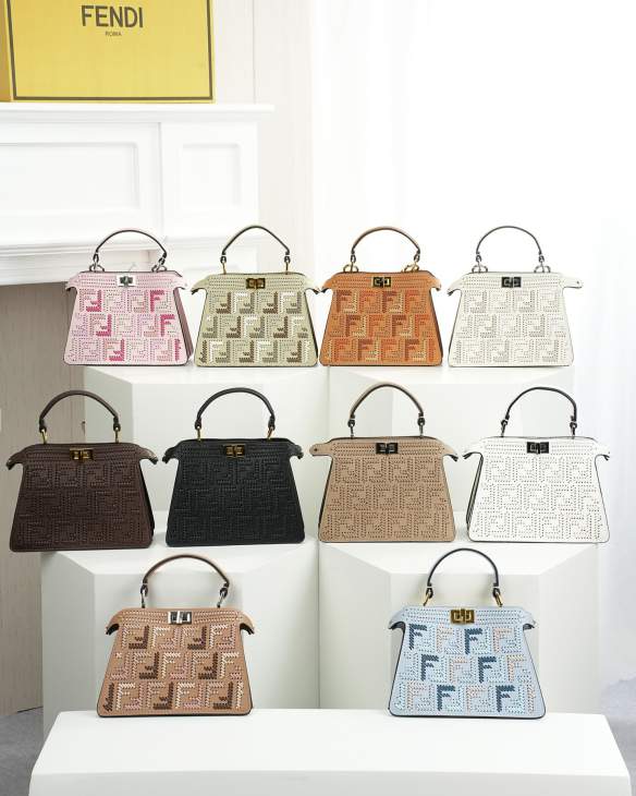 Picture of Fendi Handbags 2 _SKUfw237521419fw